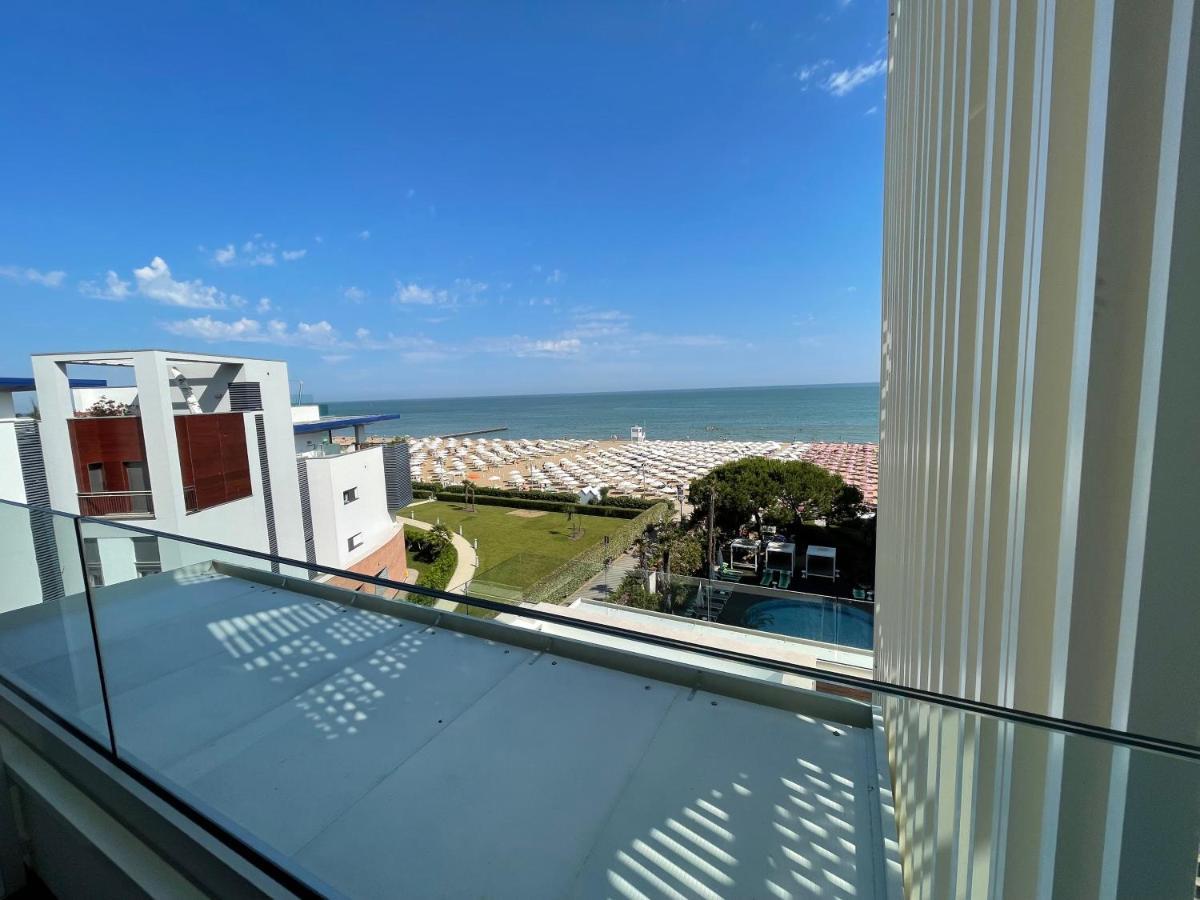 Park Hotel Cellini Lido di Jesolo Exterior foto