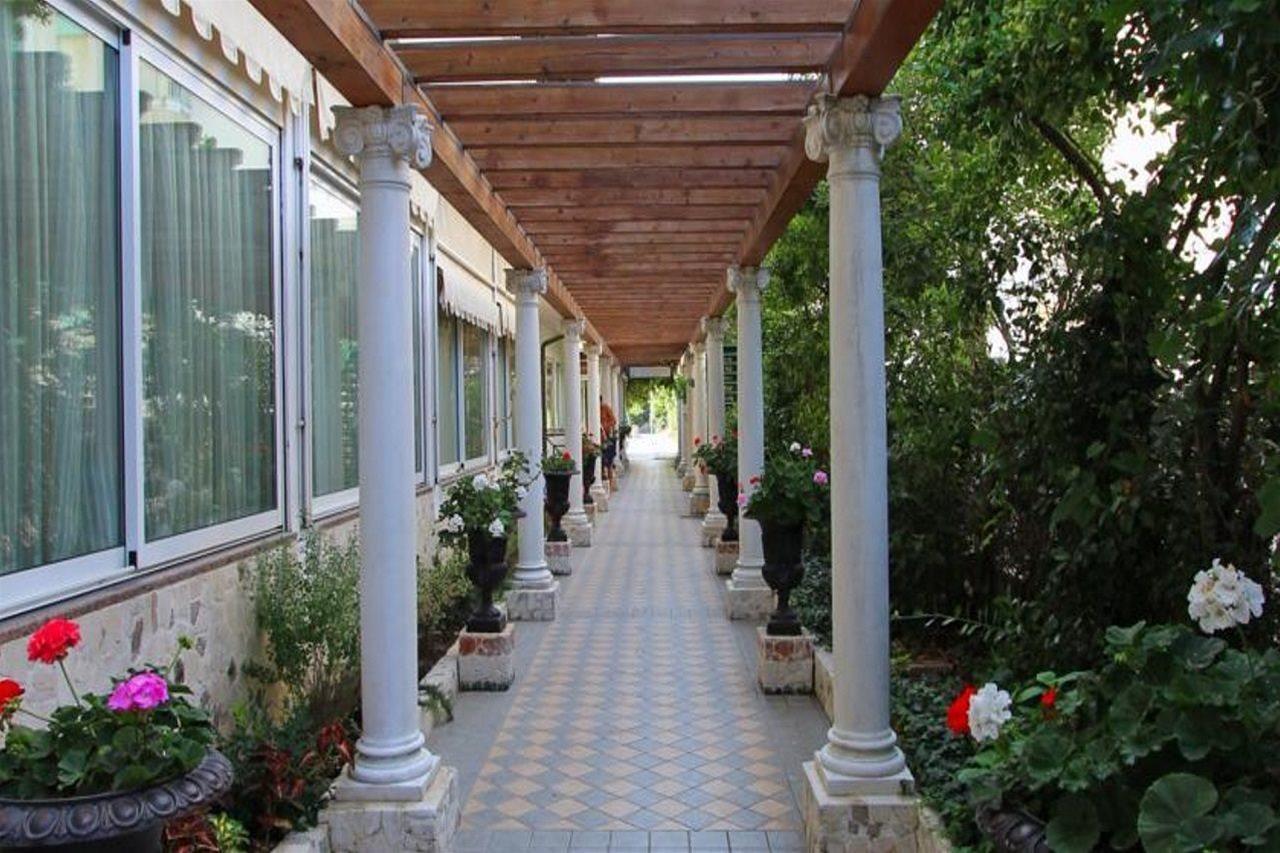 Park Hotel Cellini Lido di Jesolo Exterior foto